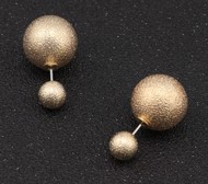 Øreringe - Dobbelt perle, guld rug overflade 